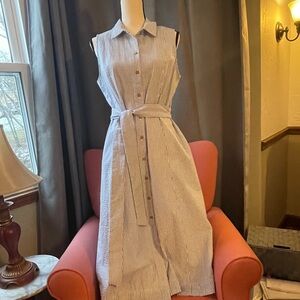Short sleeve summer dress, blue and white, approximately 36 Inches long.